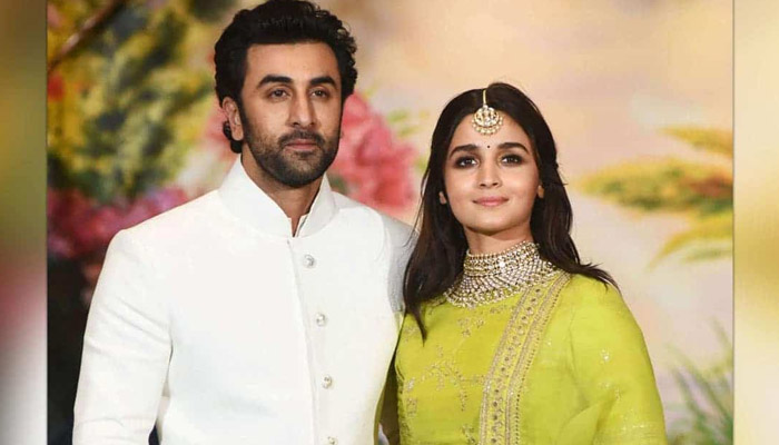 বিয়ের প্রস্তুতি নিচ্ছেন রণবীর-আলিয়া