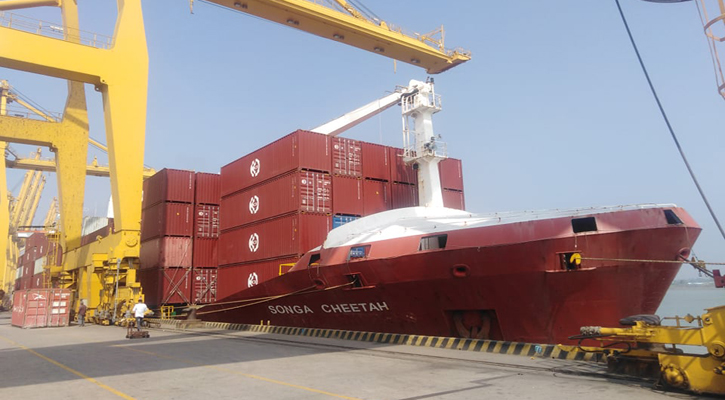 খুললো নতুন দিগন্ত, বাংলাদেশ থেকে সরাসরি ইতালির পথে ছুটলো জাহাজ