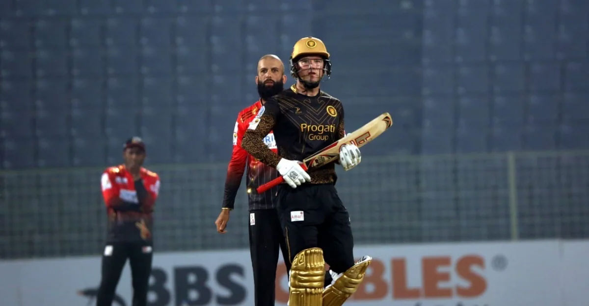 সিলেটকে হারিয়ে প্লে-অফ নিশ্চিত করল কুমিল্লা