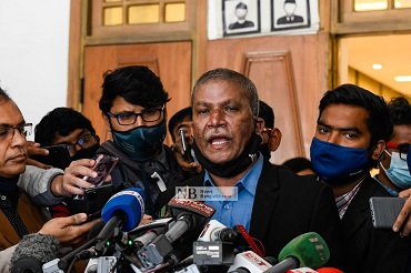 নির্বাচন কমিশনার যেন সরকারের সুবিধাভোগী না হন