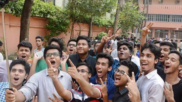 এইচএসসিতে জিপিএ ৫ পেলেন যত জন