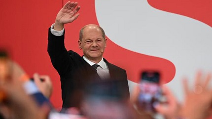 ইউক্রেন পৌঁছেছেন জার্মান চ্যান্সেলর