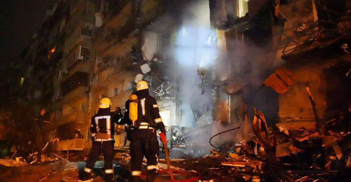 দ্বিতীয় দিনেও কিয়েভে দফায় দফায় বিস্ফোরণ, রুশ বিমান বিধ্বস্ত