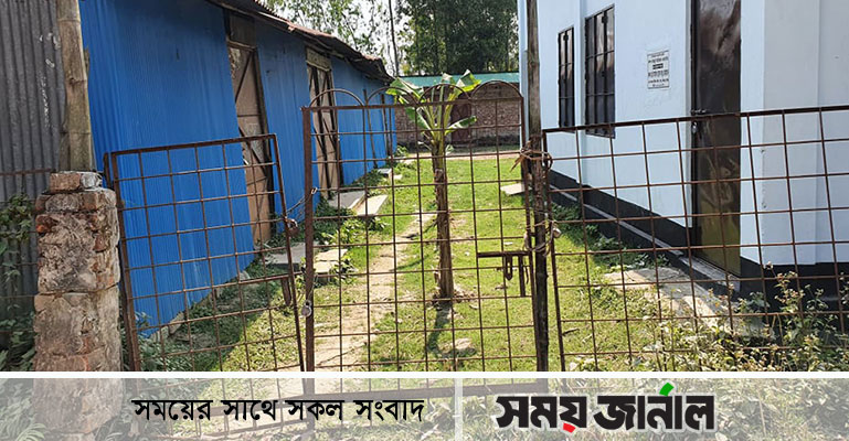 চৌদ্দগ্রামে আইডিয়াল হাই স্কুলে তালা, ব্যাহত শিক্ষা কার্যক্রম