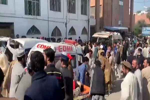 পাকিস্তানের মসজিদে বোমা হামলায় নিহত বেড়ে ৫৬, আহত প্রায় ২শ'