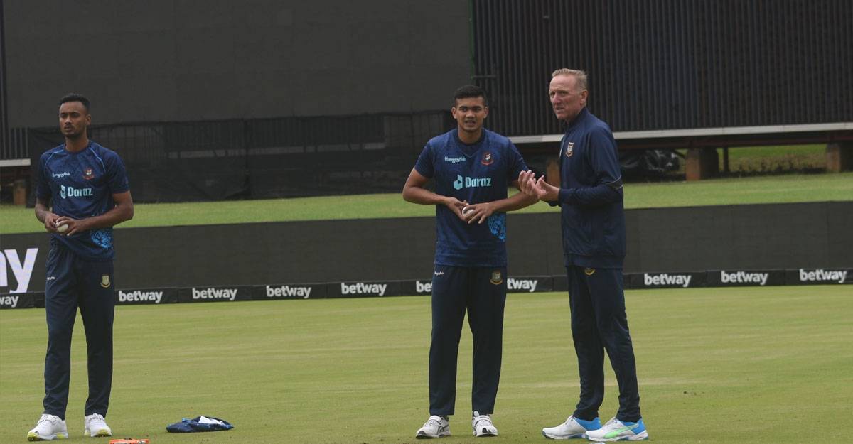 দক্ষিণ আফ্রিকায় প্রথম জয়ের খোঁজে বাংলাদেশ