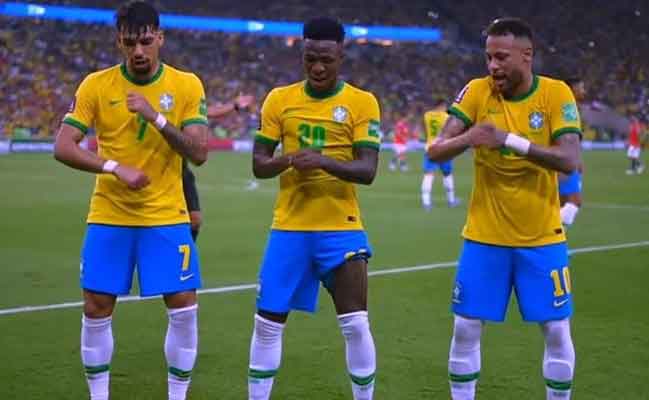 চিলির জালে ব্রাজিলের গোলবন্যা