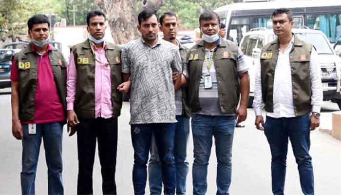 টিপু-প্রীতি হত্যা: ৭ দিনের রিমান্ডে শুটার মাসুম