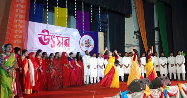 কবিতা-নাচ-গানে তিতুমীর ক্যাম্পাস মাতালো 'শুদ্ধস্বর'