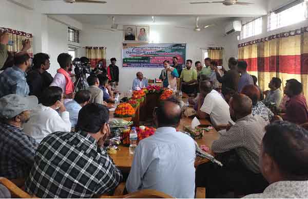 সোনাহাট স্থলবন্দরে ব্যবসায়ীদের সাথে ভারতীয় সহকারি হাইকমিশনারের মতবিনিময়