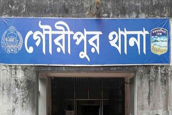 আসামি ধরতে গিয়ে বেধড়ক মারধরের শিকার ৬ পুলিশ