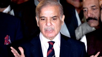 চলছে নানা  হিসাব-নিকাশ, এখনও গঠিত হয়নি সরকার