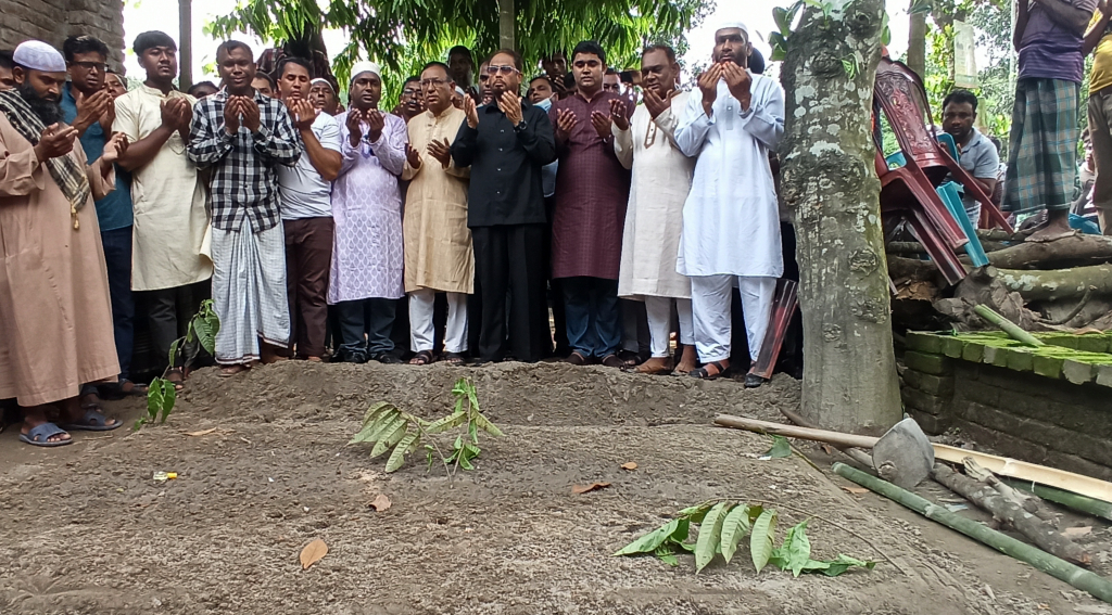 নিহতের স্ত্রীকে যোগ্যতা অনুযায়ী চাকুরী দিতে হবে: জি এম কাদের