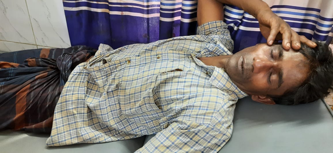মোংলায় ইউপি মেম্বরের টর্চার সেলে দুই ভাইকে অমানসিক নির্যাতনের অভিযোগ