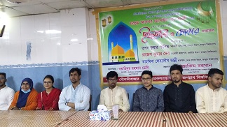 আকবরের স্মরণে জবিস্থ মৌলভীবাজার জেলা ছাত্রকল্যাণের ইফতার ও দোয়া মাহফিল