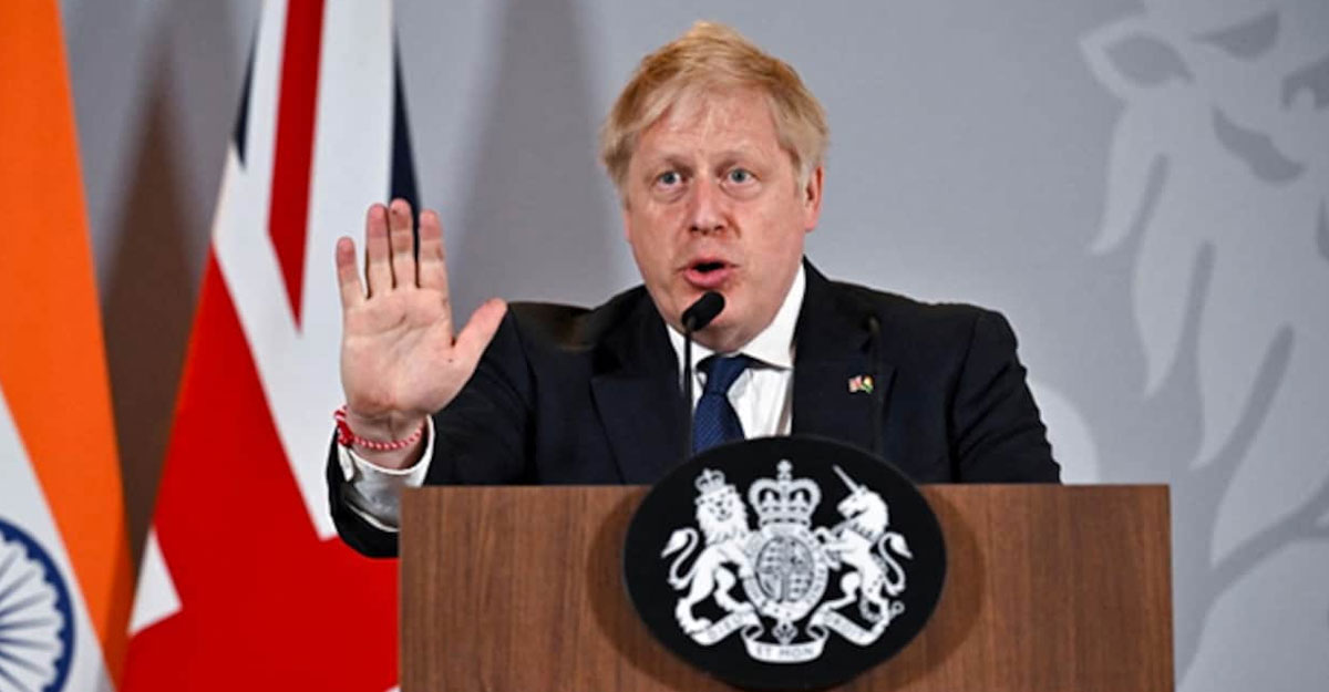 ইউক্রেনে রুশ হামলা চলবে আগামী বছরের শেষ পর্যন্ত : বরিস জনসন