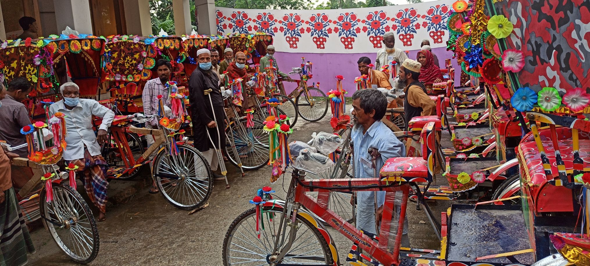 'এখন থাকি হামরা রিক্সা চালে খামো'