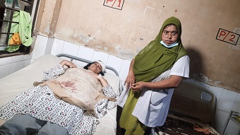 বেগমগঞ্জে সাবেক স্বামীর হামলায় ডাক্তার স্ত্রী আহত