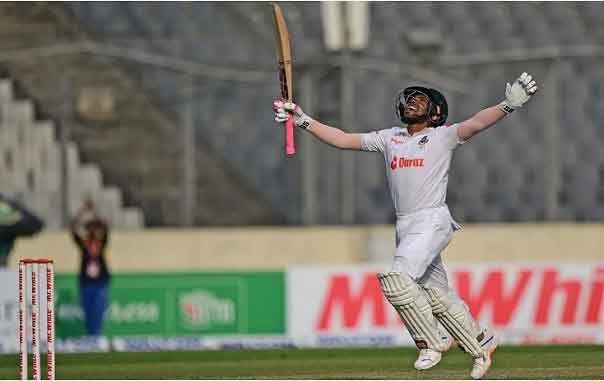 ৩৬৫ রানে থামলো টাইগাররা, মুশফিক অপরাজিত ১৭৫