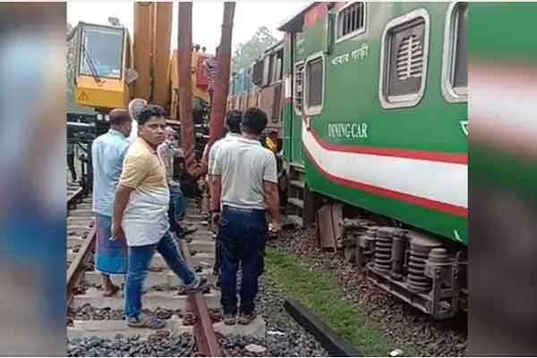 ঢাকার সঙ্গে উত্তরবঙ্গের ট্রেন চলাচল স্বাভাবিক