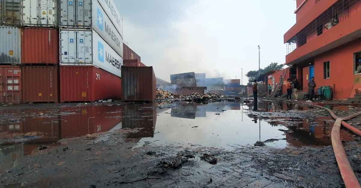 বিএম ডিপোর আগুন নিভেছে, ধ্বংস হয়েছে ৪০০ কনটেইনার