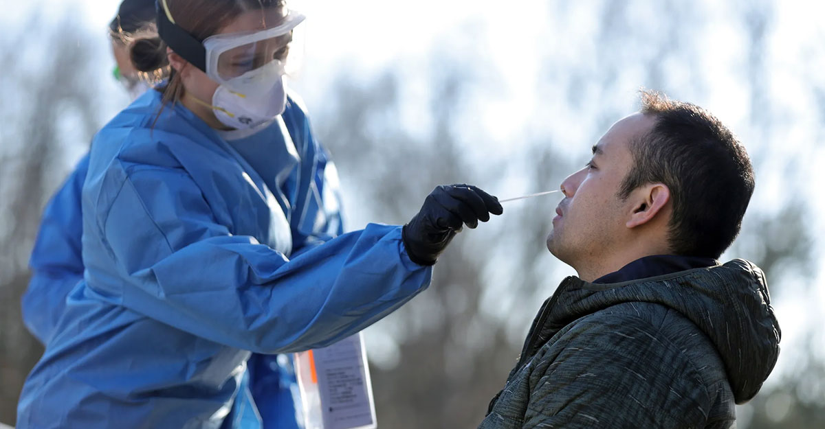 বিশ্বে কমেছে মৃত্যু, শনাক্ত সাড়ে ৫ লাখের ওপরেই