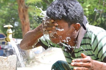 বৃষ্টি বাড়তে পারে ৩ দিনে, অস্বস্তিকর গরম