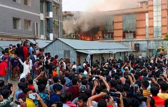 গাজীপুরে পোশাক কারখানায় আগুন, নিয়ন্ত্রণে ৫ ইউনিট