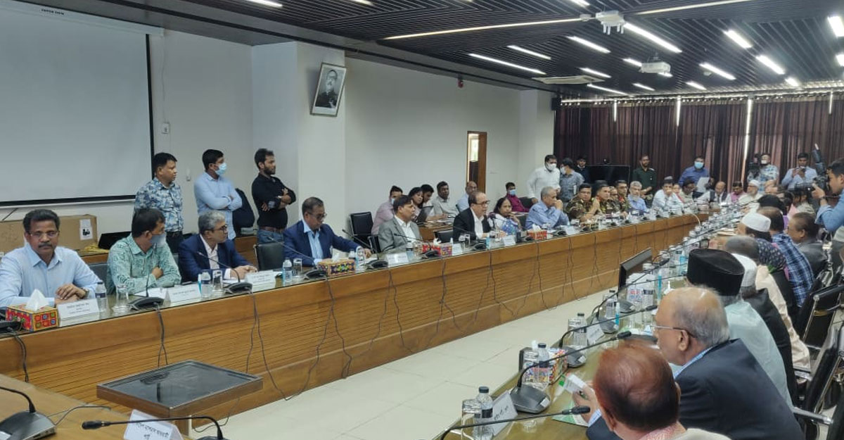 ইভিএম নিয়ে ঐক্যমত্যের অবস্থা নেই : সিইসি