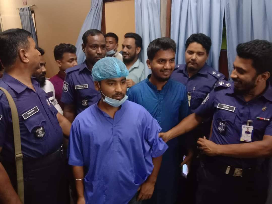 ঠাকুরগাঁওয়ে ক্লিনিকে নারীকে শ্লীলতাহানীর অভিযোগে কর্মচারী আটক