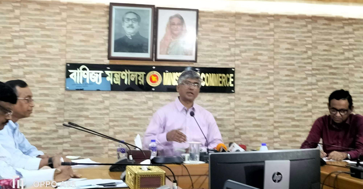 তেলের দাম কমবে, দুই-একদিনের মধ্যে সুখবর