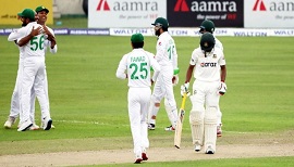 দ্বিতীয় টেস্টে ইনিংস পরাজয়ের শঙ্কায় বাংলাদেশ