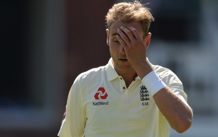 বুমরাহর কাছে এক ওভারেই ৩৫ রান হজম করে লজ্জার রেকর্ডে ব্রড