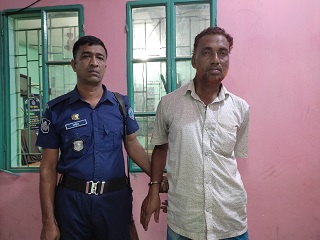নোয়াখালীতে বৃদ্ধের পায়ুপথে টর্চলাইট ঢুকিয়ে নির্যাতন: যুবলীগ নেতা গ্রেপ্তার