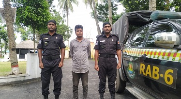 সাতক্ষীরায় ওয়ান শুটারগান সহ এক সন্ত্রাসী আটক