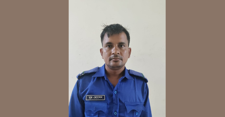 গৃহবধূকে লাঠি পেটার ভিডিও ভাইরাল, গ্রাম পুলিশ আটক