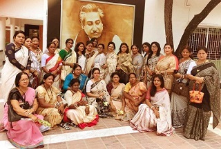 বঙ্গবন্ধুর সমাধিতে মহিলা ঐক্য পরিষদের নেতৃবৃন্দের শ্রদ্ধা