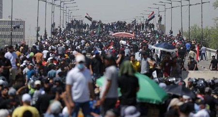 ইরাকে পুলিশের সাথে বিক্ষোভকারীদের সংঘর্ষ, আহত ৬০