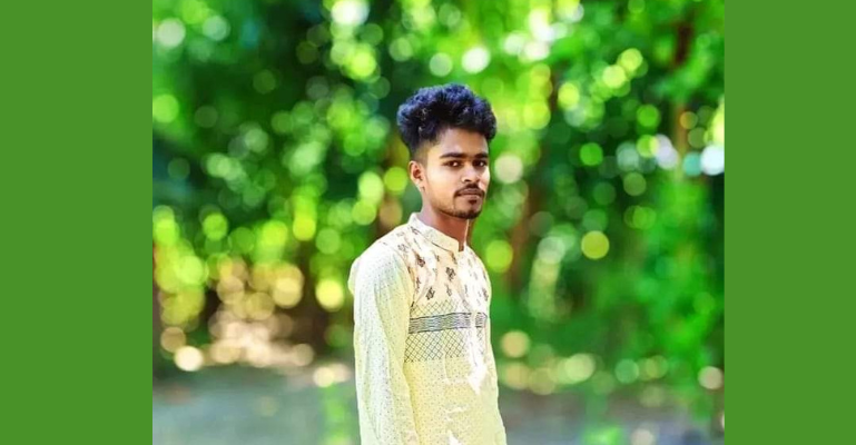 দাঁড়িয়ে থাকা ট্রাকে অটোরিকশার ধাক্কা, প্রাণ গেল যুবকের