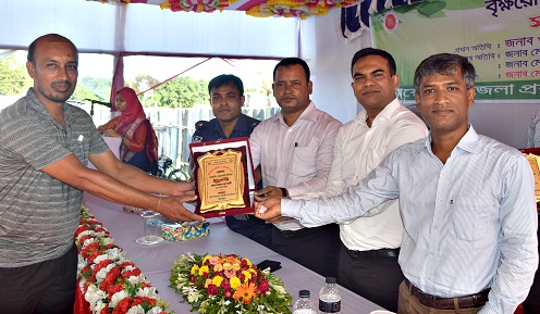 দিনাজপুরে বৃক্ষরোপন অভিযান ও বৃক্ষমেলার সমাপনী অনুষ্ঠান অনুষ্ঠিত