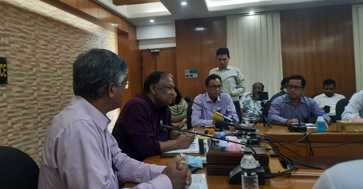 'দাম কমাতে প্রয়োজনে ডিম আমদানির সিদ্ধান্ত'