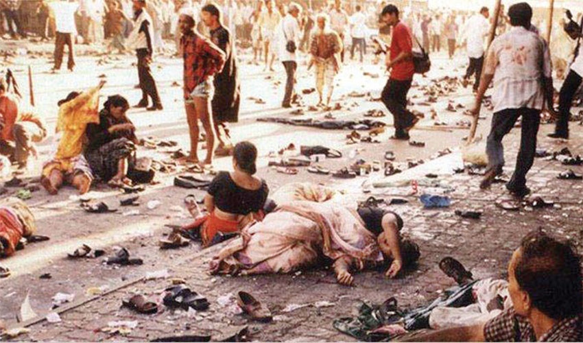 মর্মাহত,র্নিমম রক্তাক্ত ২১ আগস্ট আজ