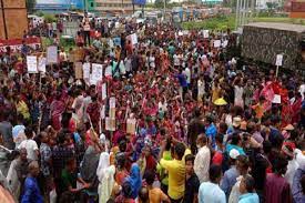 মজুরি বৃদ্ধির দাবিতে চা শ্রমিকদের ফের বিক্ষোভ