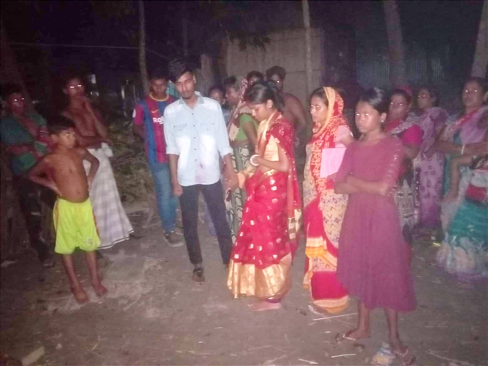 ফরিদপুরে প্রেমের টানে ভারতের কিশোরী , উদ্ধার করল পুলিশ