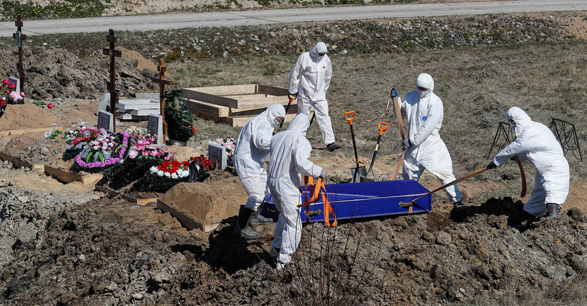 করোনায় আরও ১২০০ মৃত্যু, শনাক্ত  ৫ লক্ষাধিক এর বেশি