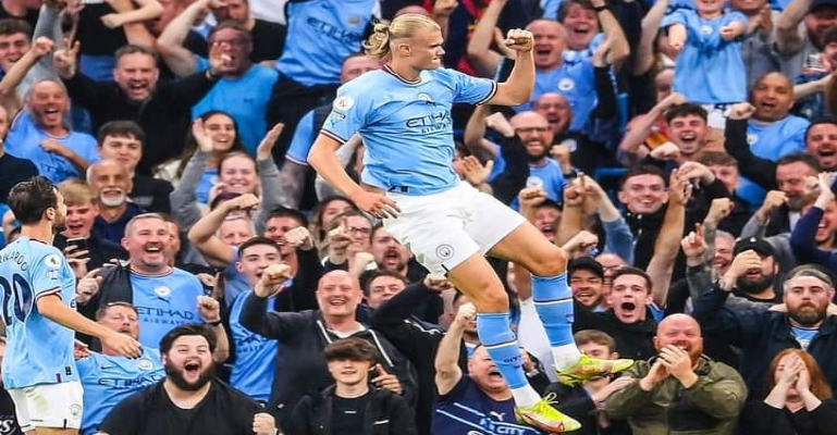 রক্ত-মাংসে গড়া 'গোলমেশিন'!