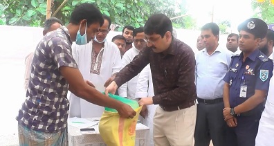 কুড়িগ্রামে খোলা বাজারে ওএমএসএস’র চাল বিক্রি শুরু