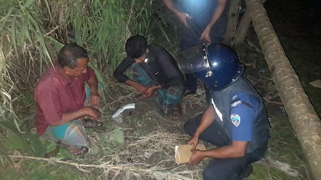 হাতিয়ায় পরিত্যক্ত আগ্নেয়াস্ত্র মিলল বাগানে