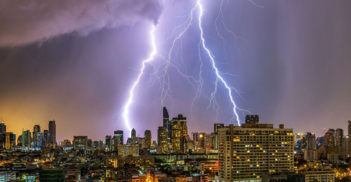 উল্লাপাড়ায় বজ্রপাতে ৭ কৃষি শ্রমিক নিহত