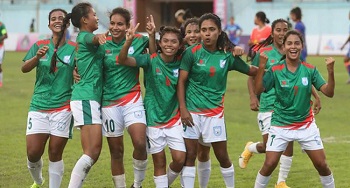 বুধবার দেশে ফিরছে স্বর্ণকন্যারা